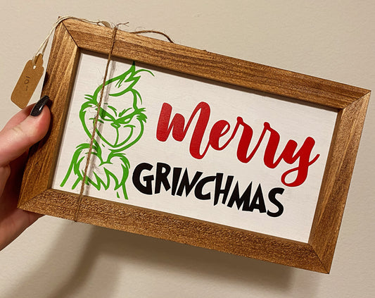 Merry Grinchmas Farmhouse Sign